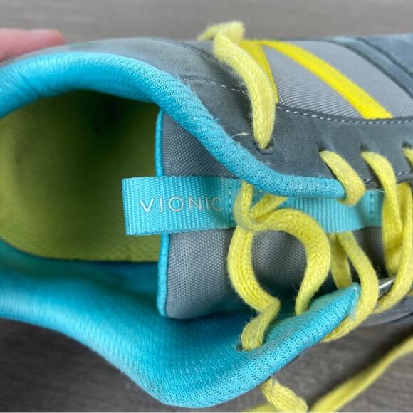 Vionic Gray With Yellow&Blue Detail Retro Vibe Rechelle Sneakers Sz.8 - Picture 10 of 15